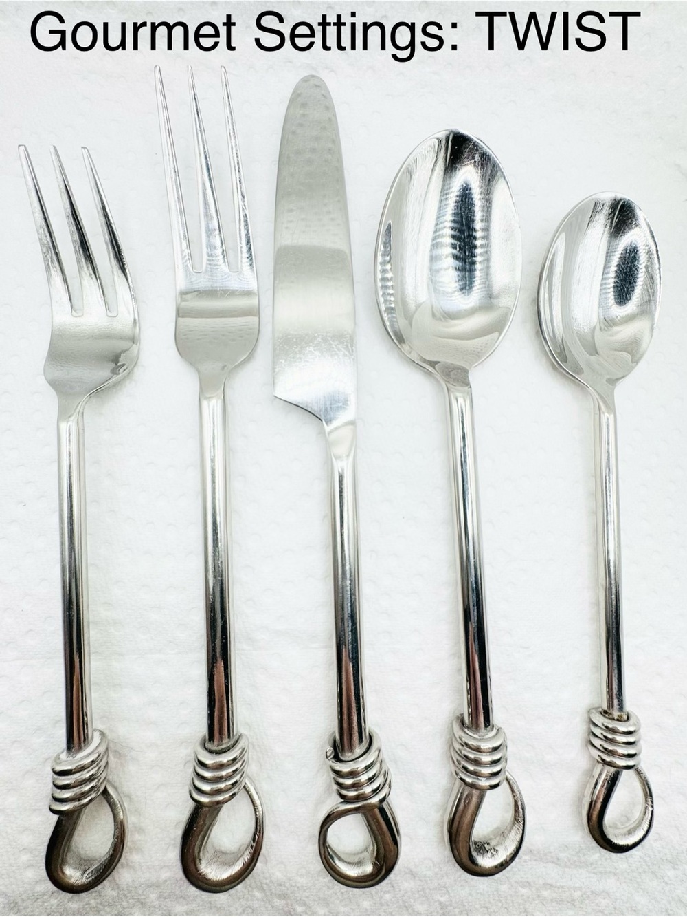 Gourmet Settings Twist 18/10 Stainless Steel Flatware 16 Piece Set - Picture 2 of 16